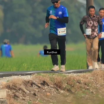 Runner Photo 5937225