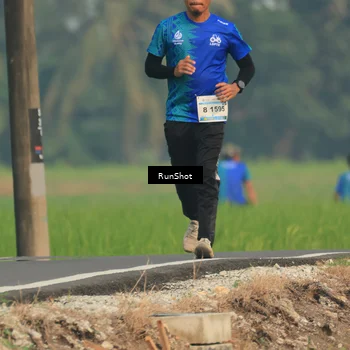 Runner Photo 5937252