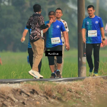 Runner Photo 5937254