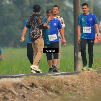 Runner Photo 5937256