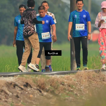 Runner Photo 5937272