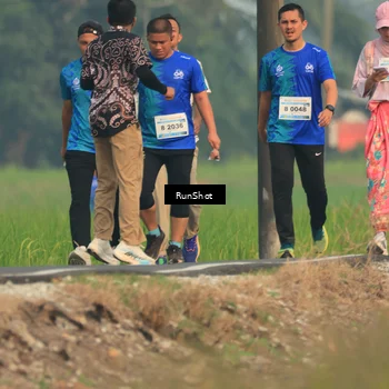 Runner Photo 5937273
