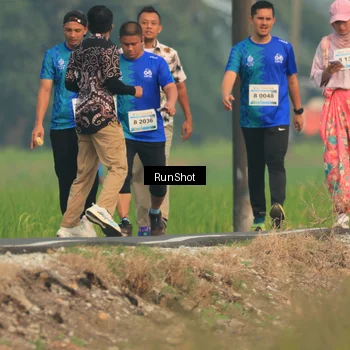 Runner Photo 5937277