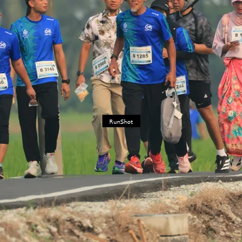 Runner Photo 5937381