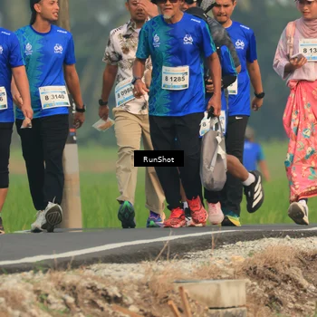 Runner Photo 5937387