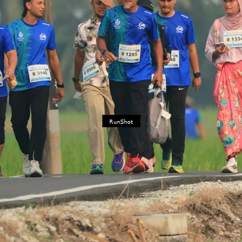 Runner Photo 5937391