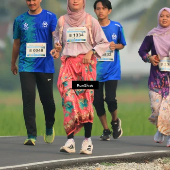 Runner Photo 5937439