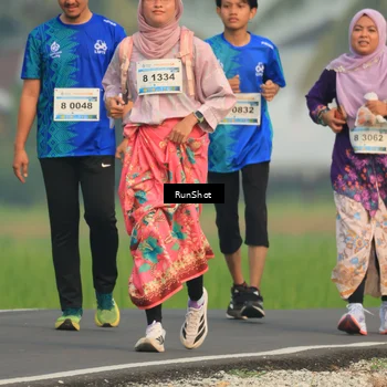 Runner Photo 5937442