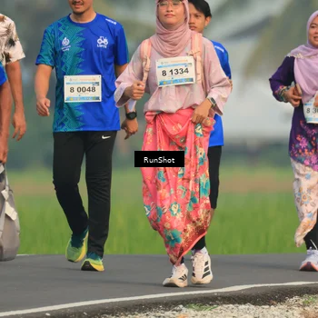 Runner Photo 5937443