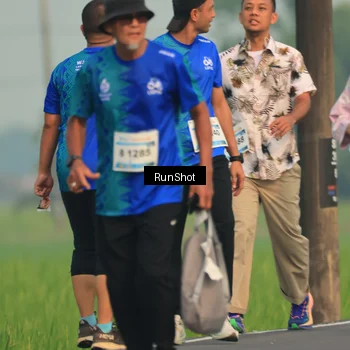 Runner Photo 5937452