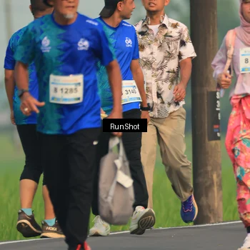 Runner Photo 5937456