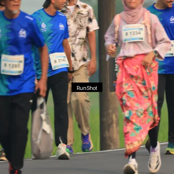 Runner Photo 5937460