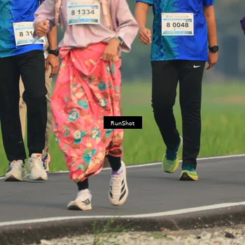 Runner Photo 5937473