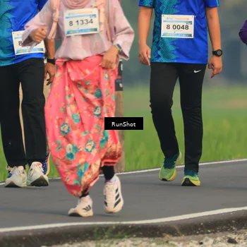 Runner Photo 5937475