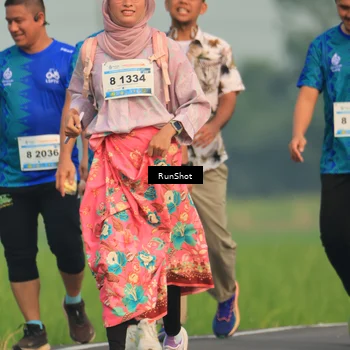 Runner Photo 5937494