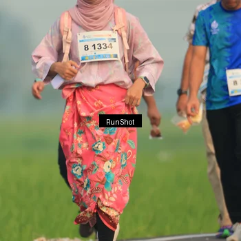 Runner Photo 5937529