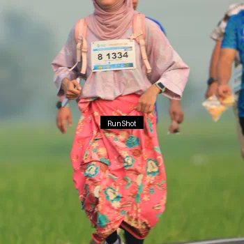 Runner Photo 5937535