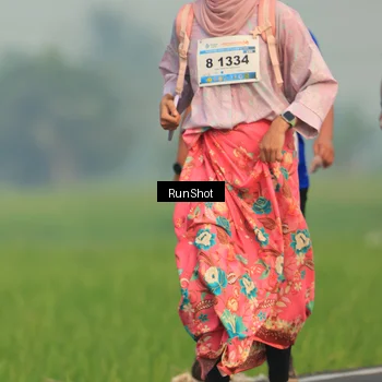 Runner Photo 5937542
