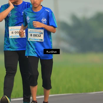 Runner Photo 5937569
