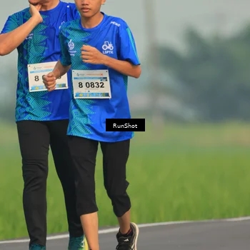 Runner Photo 5937575