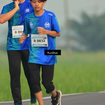 Runner Photo 5937577