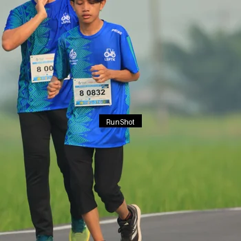 Runner Photo 5937579