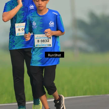 Runner Photo 5937582