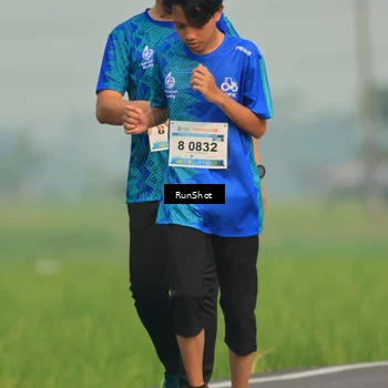 Runner Photo 5937593