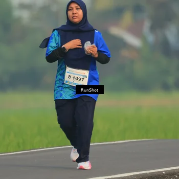 Runner Photo 5937615