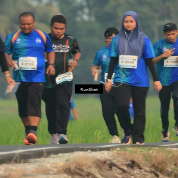 Runner Photo 5937625