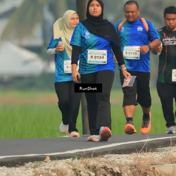 Runner Photo 5937651