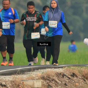Runner Photo 5937668