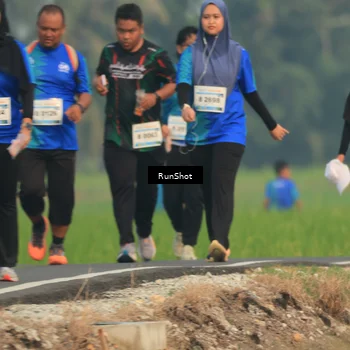 Runner Photo 5937672