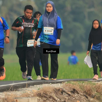 Runner Photo 5937673