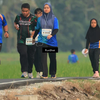 Runner Photo 5937678