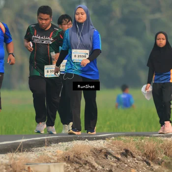Runner Photo 5937680