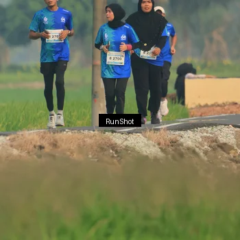 Runner Photo 5937691