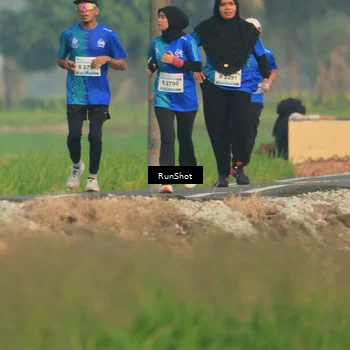 Runner Photo 5937695