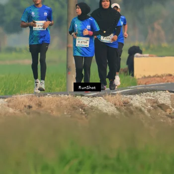 Runner Photo 5937699
