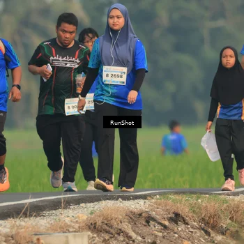 Runner Photo 5937702