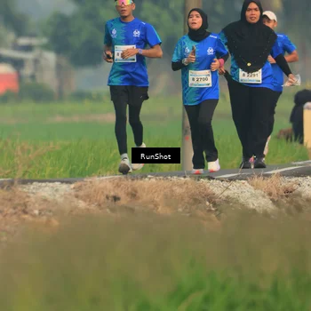 Runner Photo 5937704