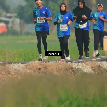 Runner Photo 5937724