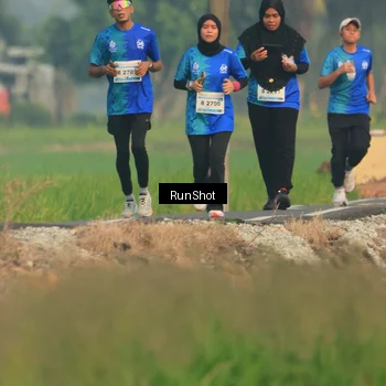 Runner Photo 5937730