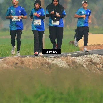 Runner Photo 5937737