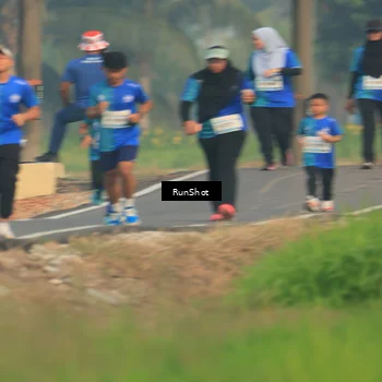 Runner Photo 5937752