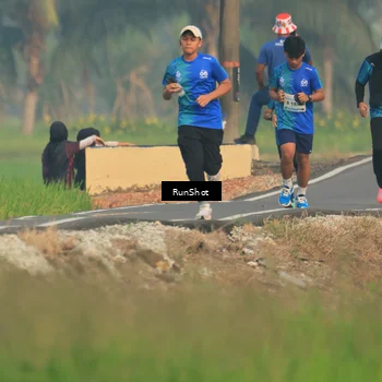 Runner Photo 5937760