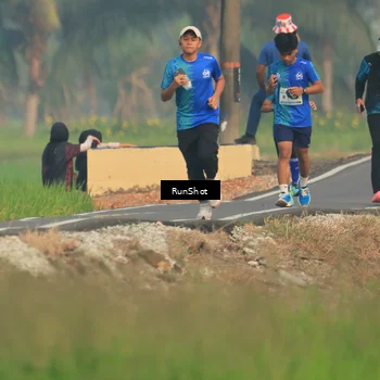 Runner Photo 5937761