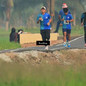 Runner Photo 5937768