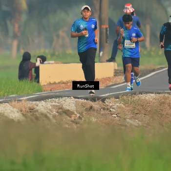 Runner Photo 5937770