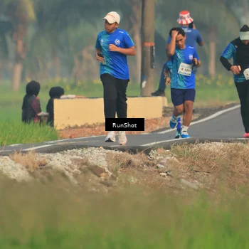 Runner Photo 5937776